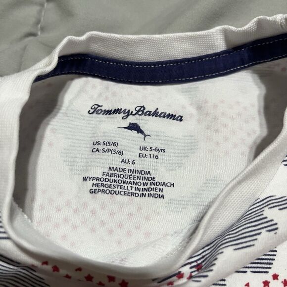 Tommy Bahama Camo Red White Blue Geometric Short Sleeve Shirt Boys Size 5/6 - Picture 4 of 7